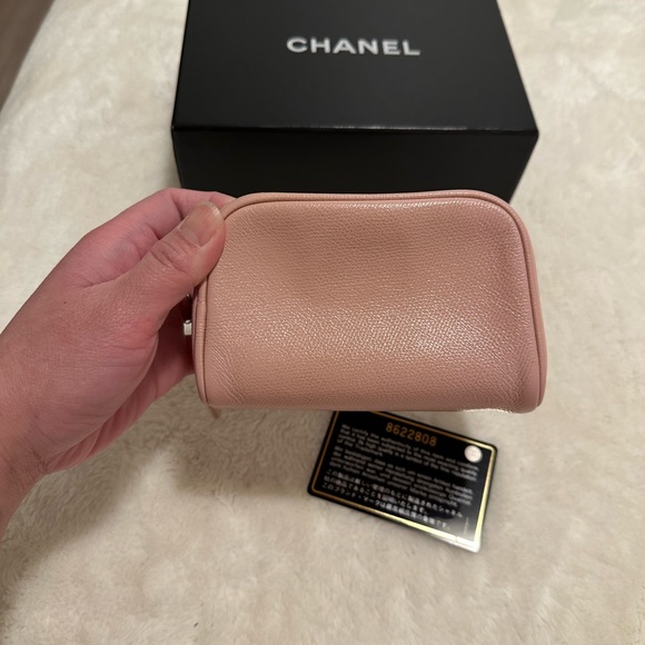 Chanel mini cosmetic pouch - Picture 7 of 7